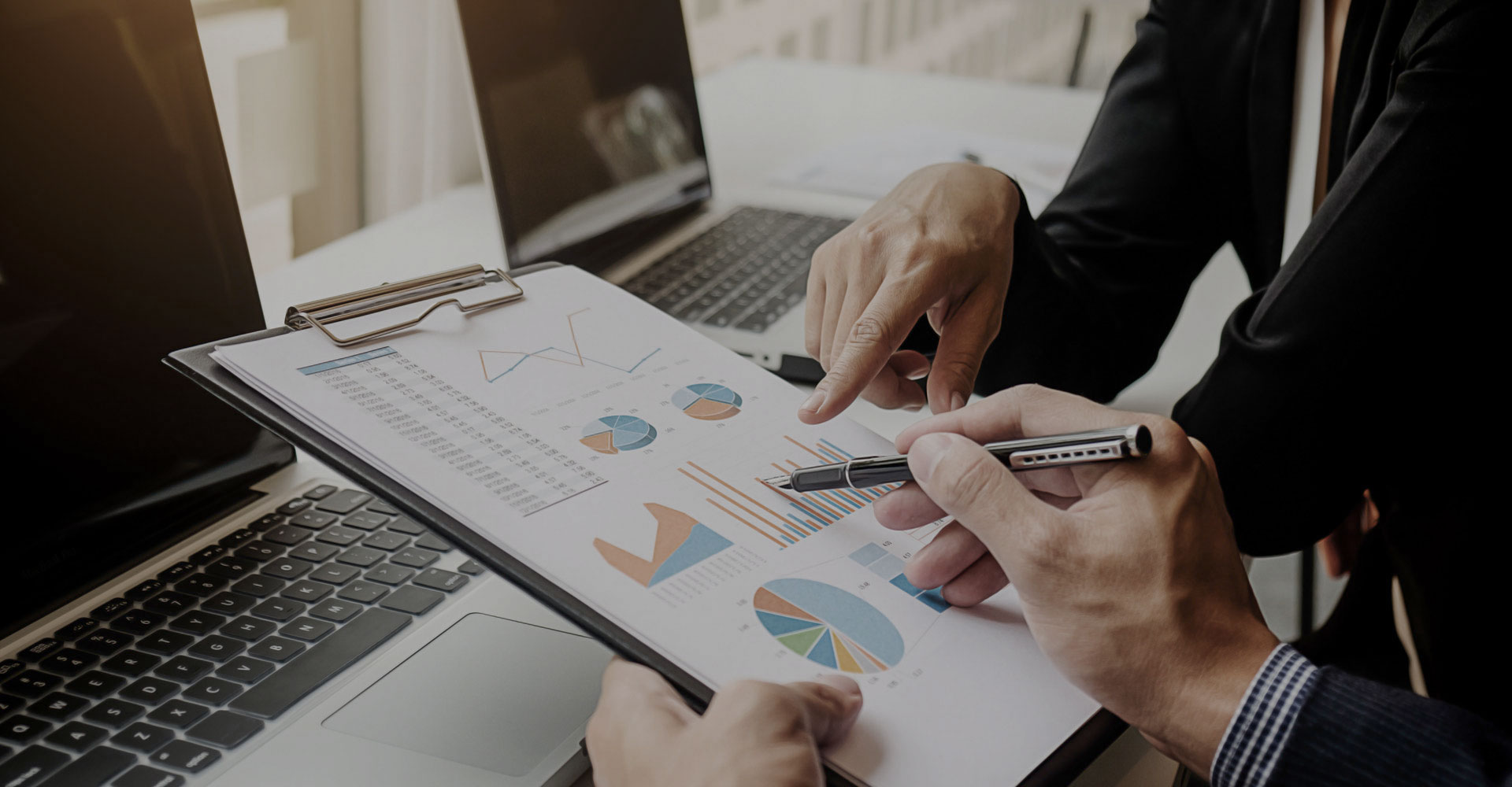 SOLUÇÕES ADMINISTRATIVAS DO TAMANHO DA SUA EMPRESA SOLUÇÕES ADMINISTRATIVAS DO TAMANHO DA SUA EMPRESA